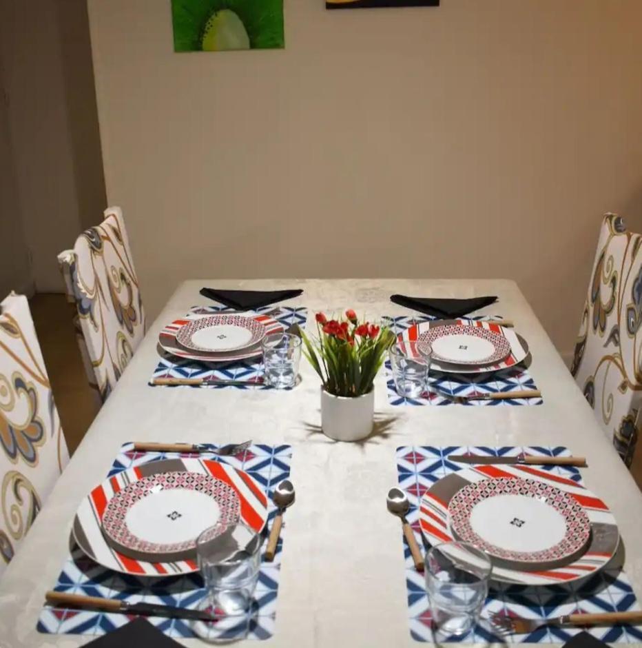 Joli Apartment Proche Du Centre-Ville بواتييه المظهر الخارجي الصورة